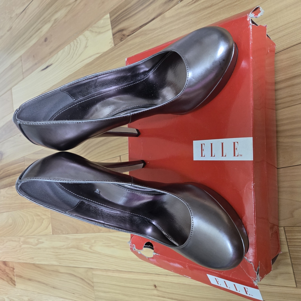 Elle Women's Metallic Heels